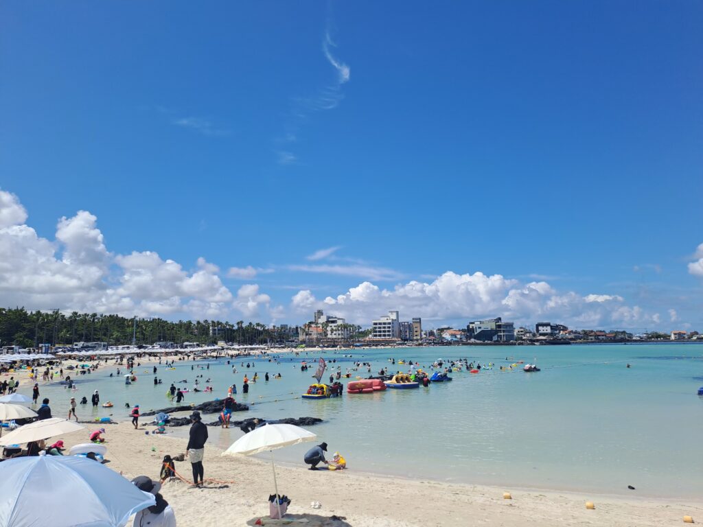 Geumneung Beach: A Quiet Jeju Shore of White Sand, Shallow Water, and Biyangdo Views kakaotalk 20260808 214859858 02