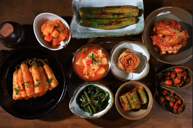 Kimchi: A Deep Guide to Korea’s Fermented Soul Food 김치