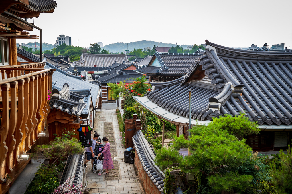 Hanok Villages in Korea: Bukchon, Jeonju, and Hahoe Compared image